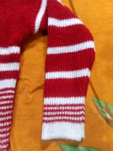 Cute Red &amp; White Striped Sweater