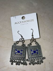SET OF 7 EARRINGS