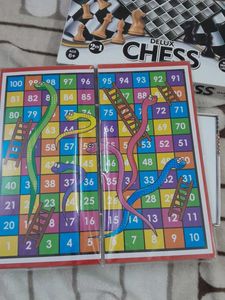 Deluxe 2-in-1 Chess &amp; Snakes and Ladders