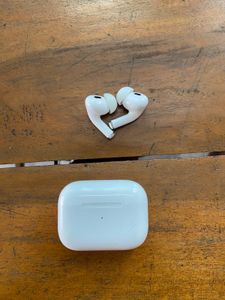 Apple Airpods Pro 2nd Gen