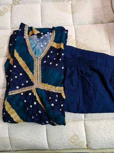 Alya &amp;Nyra Cut Kurti with Pant