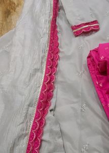 Design And  Stitched Kurti Pair With