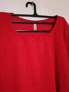 Red Glittery Top For Valentine&#39;s Day