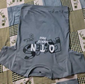 Graphic Print Tee