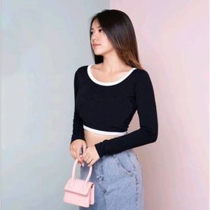 Black Long Sleeve Crop Top- S