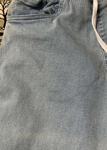 Stylish Light Wash Denim Jeans