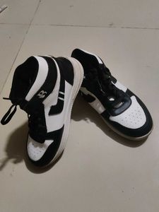 Stylish Black & White Sneakers