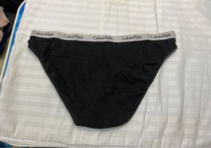 Calvin Klein Black Briefs 32-38