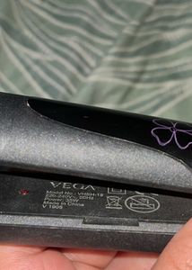 VEGA Adore Hair Straightener