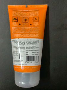 VLCC De-Tan Face Wash