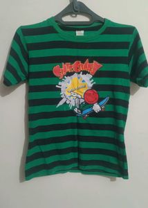 Green & black lining tshirt