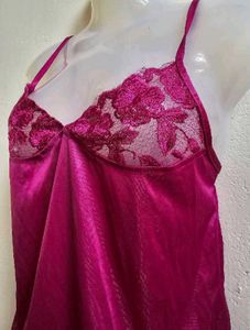Magenta Lingerie Set