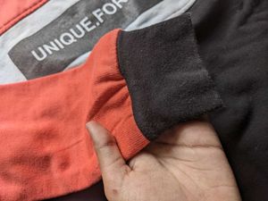 sweatshirt