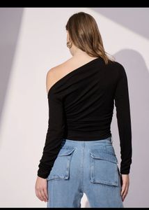 Chic Black Long Sleeve Top