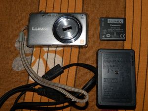 Panasonic DMC-FH6 Camera