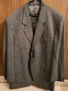 Stylish Gray Blazer