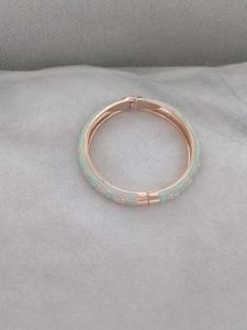 Elegant Bangle Bracelet