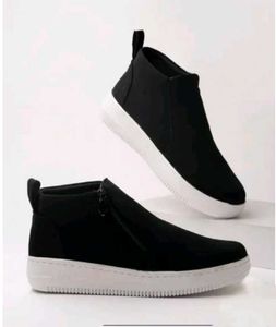 Ankle-length Boots With Zip Closure