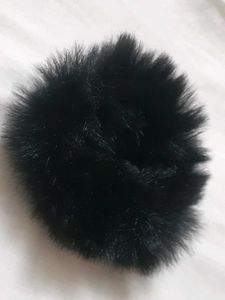 Fur Scrunchie ( Pack Of 1)