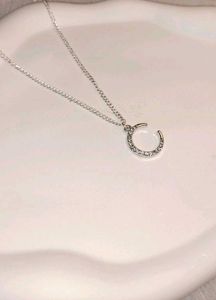 Aesthetic Chains