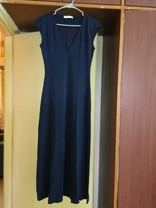 Elegant Black Maxi Dress