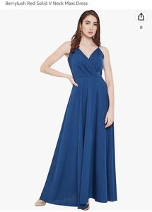 Berrylush Red Solid V Neck Maxi Dress