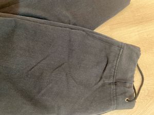 charcoal grey trouser