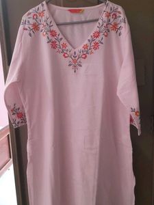 Vishudh Embroidered Kurta