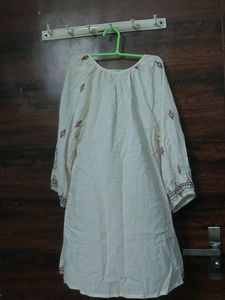 Embroidery Top/ Short Kurti