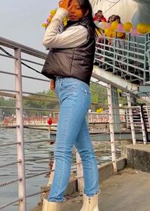 Stylish Light Wash Jeans