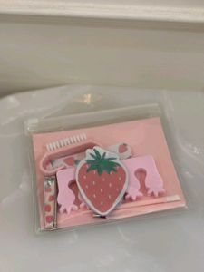 Strawberry Manicure Set