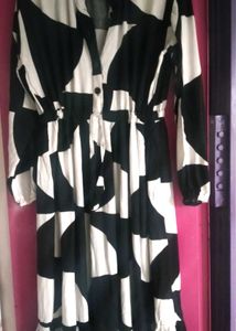 Mini Black &amp; White Dress