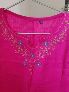 xxl Pink Sleeveless Kurti with Embroidery – Pre-lo