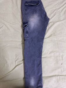 Cargo Jean