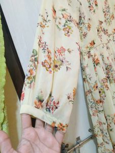 Ethnic Floral Print Gown 💓