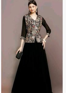 Elegant Embroidered Kurta Set