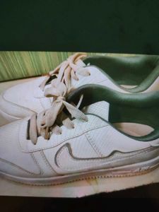 Shose