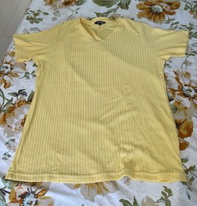 Yellow casual tshirt