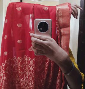 Red Baroque Print Saree