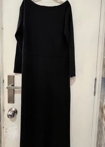Global Desi Ethnic Gown In Black