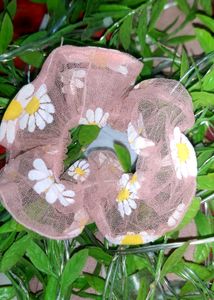 Daisy Print Scrunchies