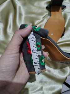 Embroidered Heel Sandals