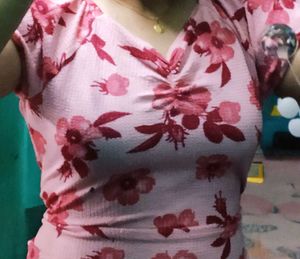 Pink Floral Bodycon Dress 🌸