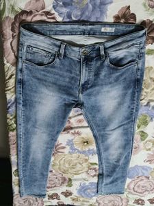 Spykar Men Blue Cotton Regular Fit Narrow Jeans