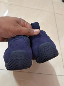 Onitsuka Tiger Sclaw Sneakers size 7