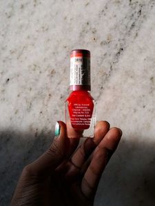 Dazller Nail Polish