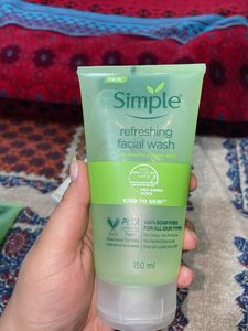Simple Refreshing Facial Wash