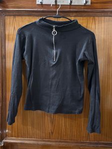 Zip crop top for women
