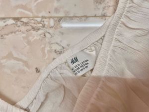 H&amp;M KIDS OFF WHITE TOP