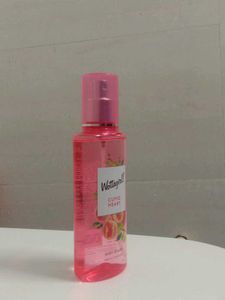 Wottagirl! Cupid Heart Body Splash